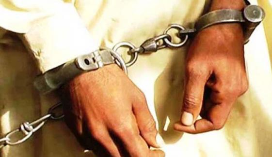 کراچی: اسٹریٹ کرائم میں ملوث ملاں گروہ کے 5 ملزمان گرفتار