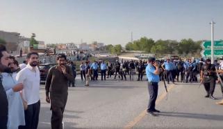 پی ٹی آئی ایم این اے 26 نمبر چونگی سے گرفتار