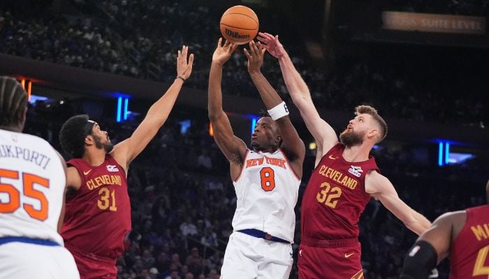 Jalen Brunson’s 38 points and OG Anunoby’s return power the Knicks past the Cavs 115-104 in Game 1
