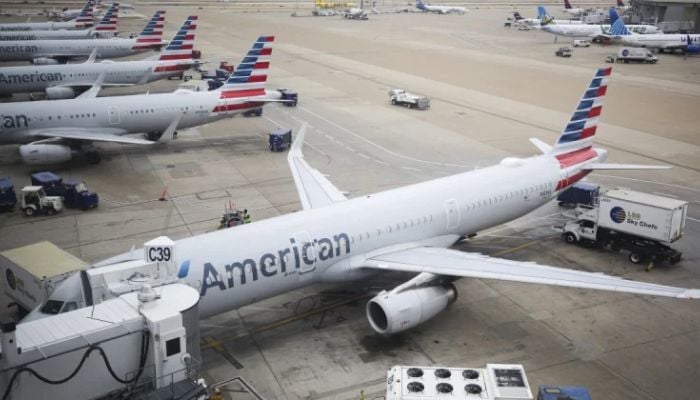 Dallas Flight Cancellations: Hundreds grounded at DFW and Love Field amid Texas storms