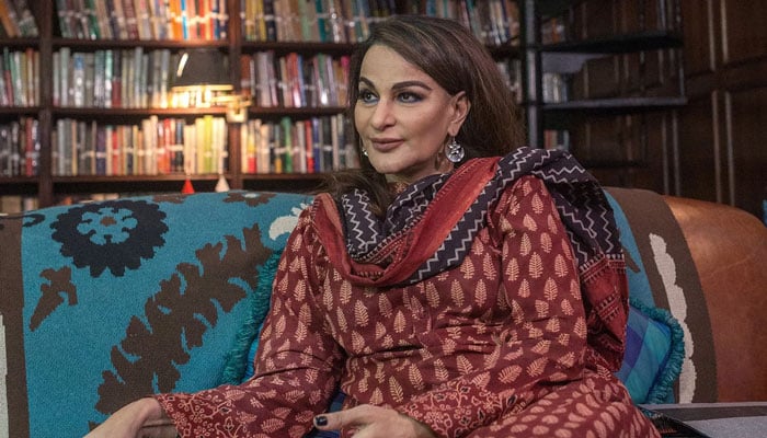 پی ٹی آئی ارکان کو بار بار قائمہ کمیٹی اجلاس میں شرکت کا مشورہ دیا، شیری رحمان