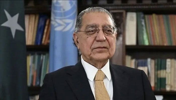 امریکا، ایران کو پیچیدہ مسائل پر مذاکرات جاری رکھنا پڑیں گے، منیر اکرم