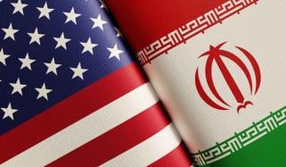 امریکا و ایران کو جوہری تنازع پر ریڈ لائنز نرم کرنا ہوں گی: ماہرین