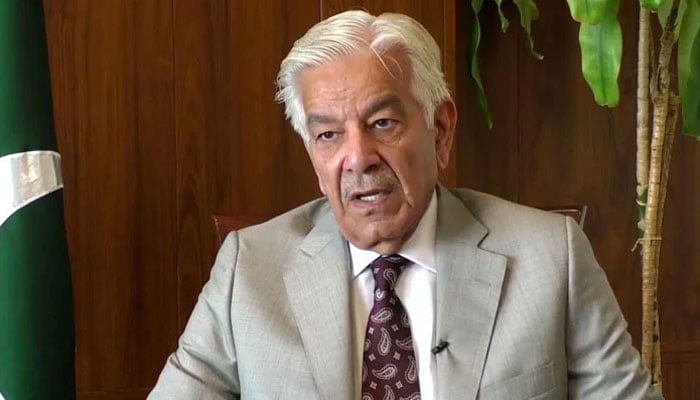 امریکا ایران ثالثی میں مثبت نتیجے کے قریب آہستہ آہستہ پہنچے ہیں: خواجہ آصف
