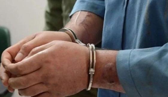 لاہور: حوالہ ہنڈی میں ملوث ملزم کروڑوں کی کرنسی سمیت رنگے ہاتھوں گرفتار