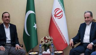 فیلڈ مارشل عاصم منیر کی ایرانی وزیرِ خارجہ عباس عراقچی سے ملاقات