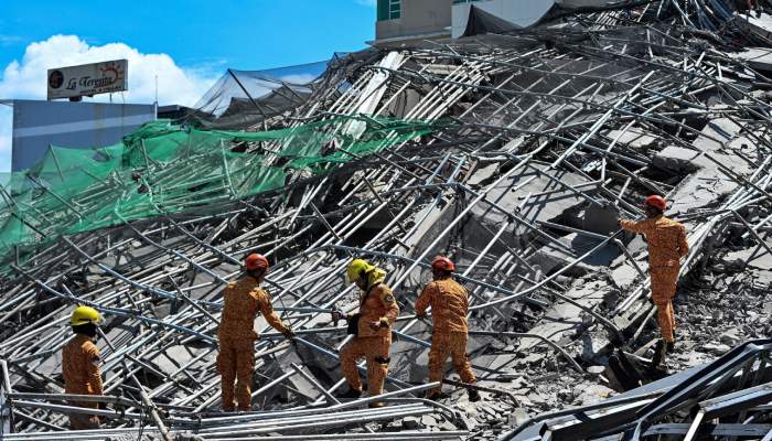 Philippines unfinished building collapse: 1 dead over 20 feared trapped
