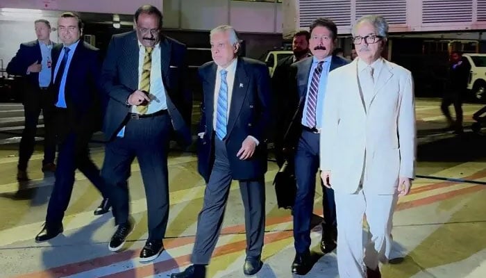 فوٹو بشکریہ وزارت خارجہ آفیشل ایکس اکاؤنٹ