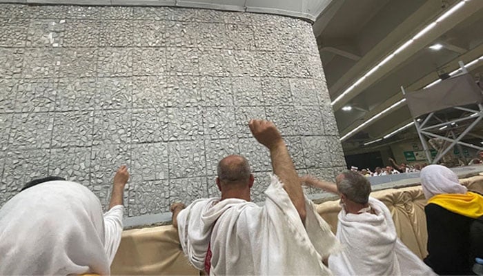 حج کے تیسرے دن مزدلفہ مکمل، حجاج بڑے شیطان کی رمی میں مصروف