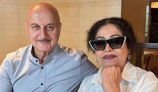 اہلیہ نے آج تک میرے لیے چائے کا ایک کپ نہیں بنایا، کوکنگ نہیں جانتیں، انوپم کھیر