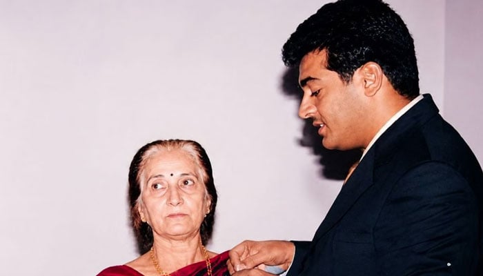 اجیت کمار کی والدہ 89 برس کی عمر میں چل بسیں