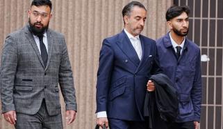 مانچسٹر: 2 پاکستانی نژاد بھائی پولیس افسران پر حملے کے الزام سے بری