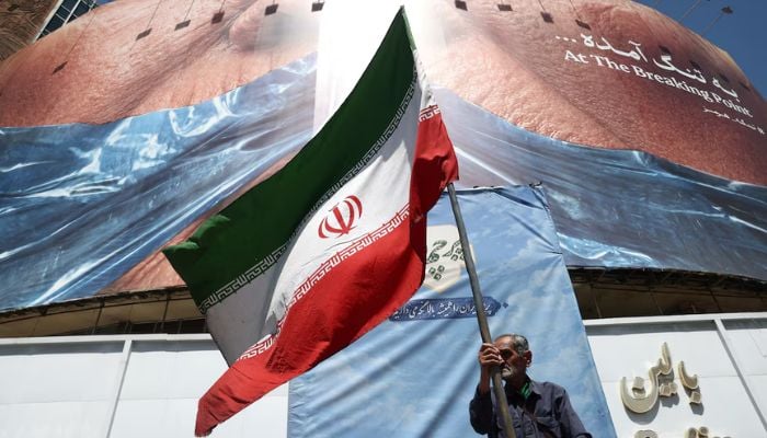 US strikes Iranian military sites near Strait of Hormuz