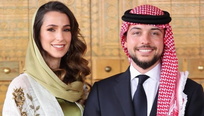 Princess Rajwa, Crown Prince Hussein mark wedding milestone with stunning new photo