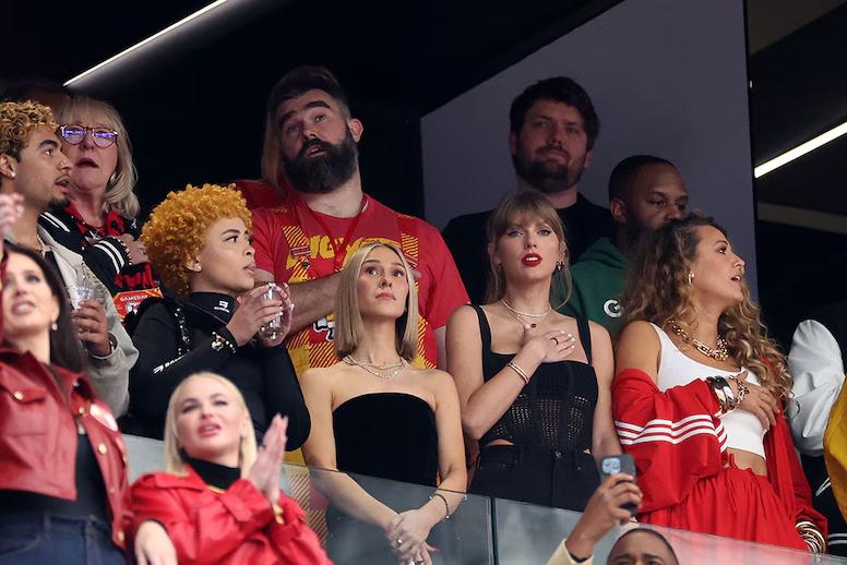 Taylor Swift, Travis Kelce’s wedding invitations spark buzz over missing A-listers