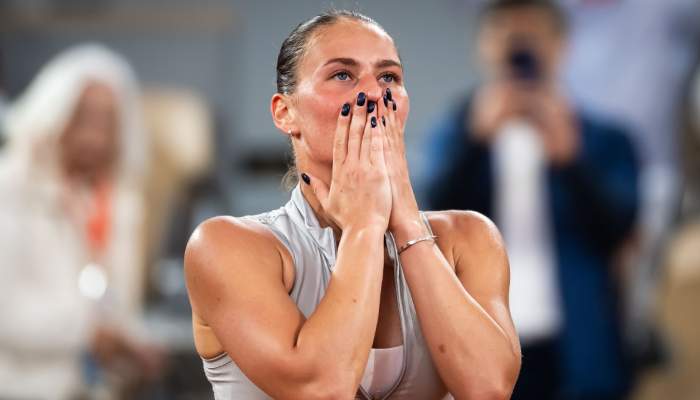 Kostyuk to face Andreeva in French Open semis after beating Svitolina