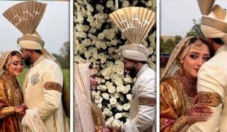 مومنہ اقبال شادی کے بندھن میں بندھ گئیں، مہندی پر جذباتی لمحے نے توجہ سمیٹ لی