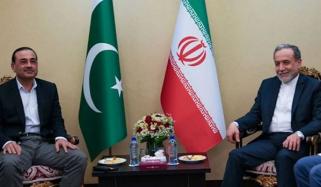 ایرانی حملوں کے بعد ایرانی وزیرِ خارجہ عراقچی کا فیلڈ مارشل عاصم منیر اور 6 ممالک سے رابطہ