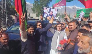 گلگت بلتستان الیکشن، پی ٹی آئی و دیگر کے مشترکہ امیدوار اور پارٹی ٹکٹ پر اختلافات، ذرائع