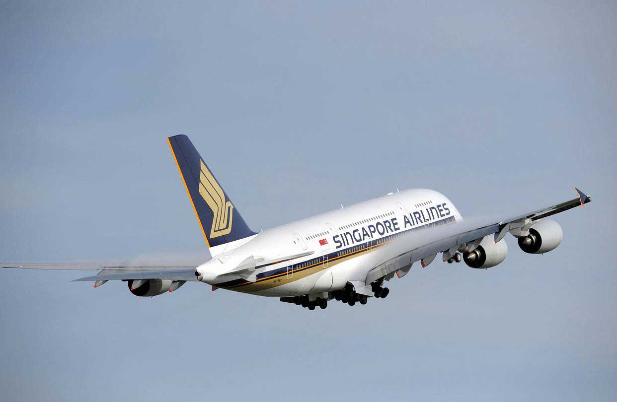 Singapore Airlines in talks for major airbus, Boeing jet order