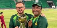 پاکستان وائٹ بال کرکٹ ٹیم کے بیٹنگ کوچ حنیف ملک کی ذمے داریاں مکمل