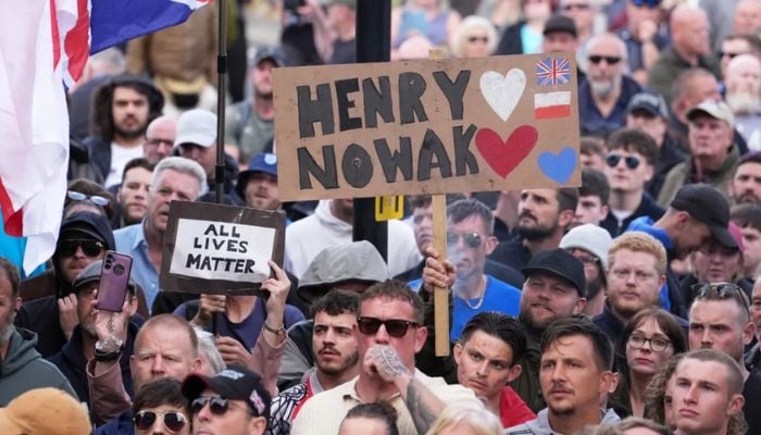 Downing Street rebuked JD Vance for politicizing Henry Nowak’s murder