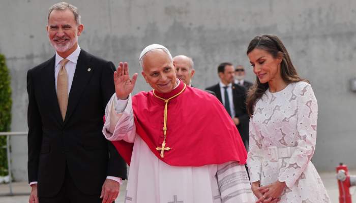 Pope Leo XIV criticizes US-Israeli war against Iran on first Spain visit in 15 years