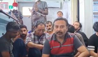 صومالی قزاقوں کی قید سے 11 پاکستانیوں کی رہائی کیلئے لندن و ملبورن میں مظاہرے