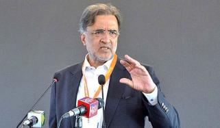 گلگت: الیکشن عملہ فارم 45 نہیں دے رہا، قمر زمان کائرہ 