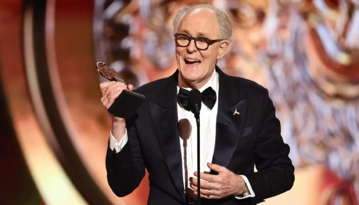 John Lithgow shatters historic Tony Awards record with ‘Giant’ win