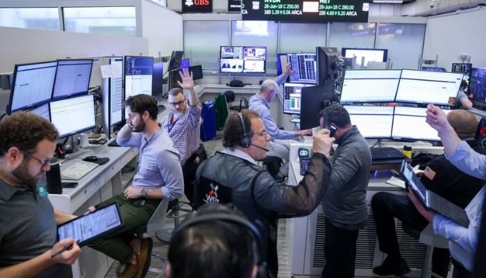 Global stocks tumble: Tech shares plunge amid Middle East conflict