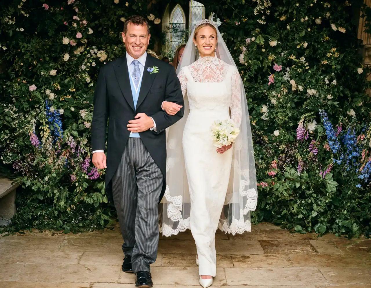 Peter Phillips, Harriet Sperling melt hearts with first official newlywed photos