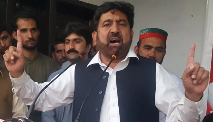 پاکستان تحریک انصاف (پی ٹی آئی) کے ناراض ایم پی اے فضل الہٰی—فائل فوٹو