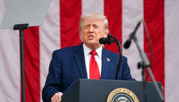 جدید اپاچی ہیلی کاپٹر ایرانیوں نے مار گرایا، جوابی کارروائی ضروری ہے: ٹرمپ