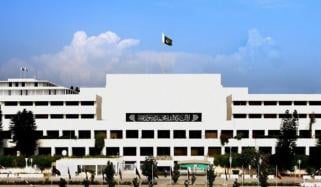 قومی اسمبلی و سینیٹ اجلاس کل شام طلب، نوٹیفکیشن جاری