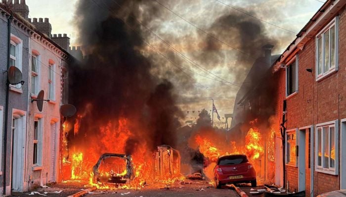 Belfast stabbing: UK leaders call for calm amid violent protests