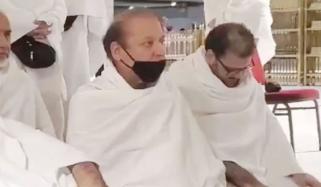 ن لیگ کے قائد نواز شریف کی عمرے کی ادائیگی، ملک کیلئے خصوصی دعائیں