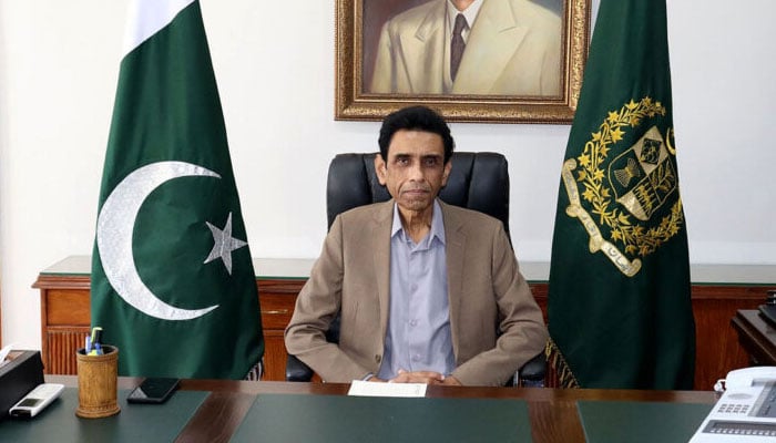 ایم کیو ایم سے پہلے کیا کراچی میں امن تھا؟ خالد مقبول کا سوال