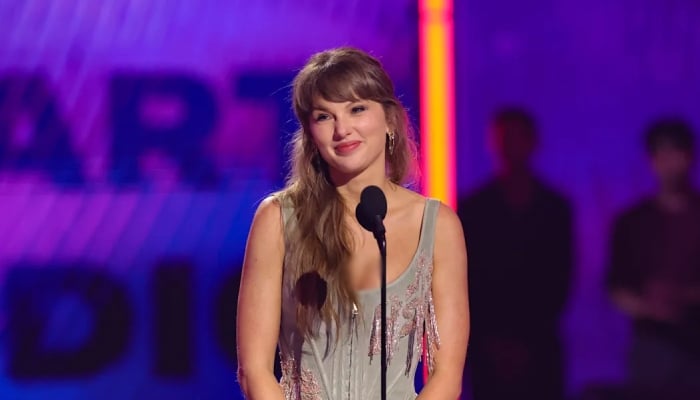 Taylor Swift sets new historic record two days after Songwriters Hall of Fame honor