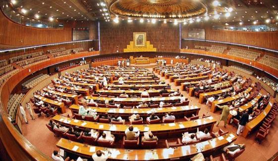 قومی اسمبلی اجلاس میں بجٹ پر بحث، اپوزیشن کی تنقید