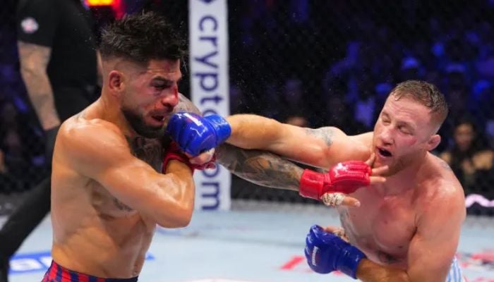 Justin Gaethje stuns Ilia Topuria at UFC Freedom 250 White House fight