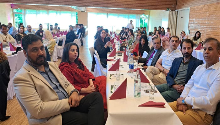 فرینکفرٹ میں اردو ادب، تھیٹر، مزاح اور صوفی موسیقی پر مبنی تقریب کا اہتمام