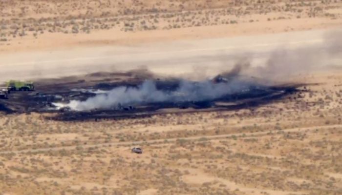 8 killed in B-52 bomber crash at Edwards Air Force Base
