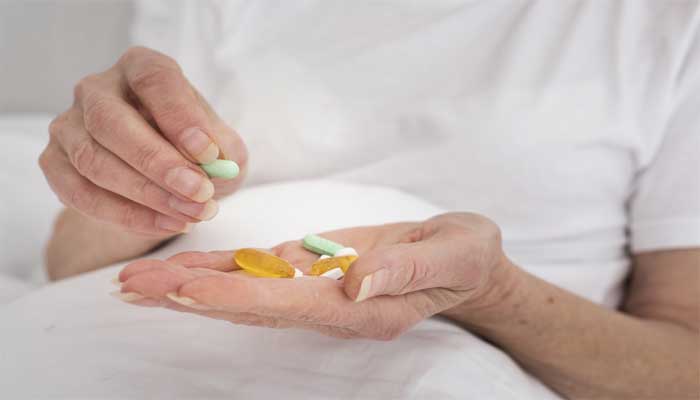 Vitamin D, calcium supplements do not lower risk of falls and fractures: Study
