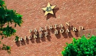 پی سی بی سینٹرل کنٹریکٹ، کھلاڑیوں کے معاوضوں کا نیا پلان تیار، کروڑوں کی کمائی متوقع: ذرائع