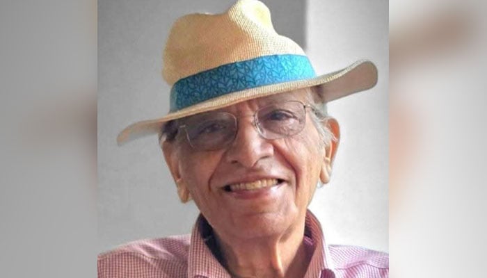 سینئر اسپورٹس صحافی قمر احمد 88 برس کی عمر میں انتقال کر گئے