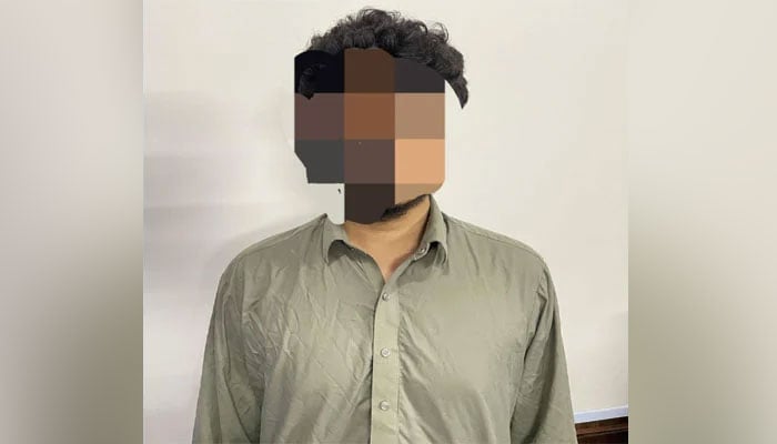شہریوں کی حساس معلومات غیر ملکی ایجنسیوں کو فروخت کرنیوالے گروہ کا کارندہ گرفتار