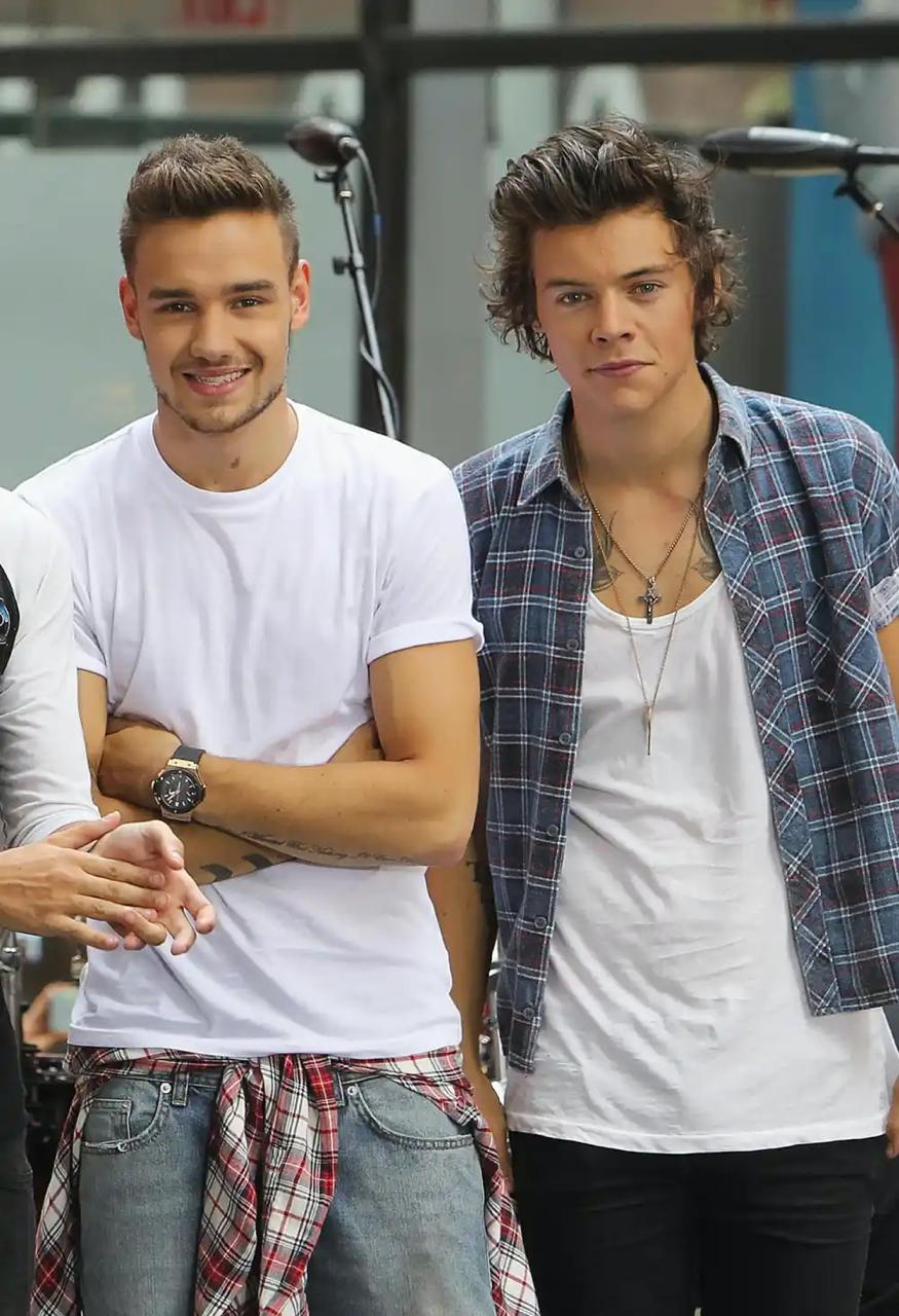 Harry Styles gets emotional during London run as he pays tribute to Liam Payne