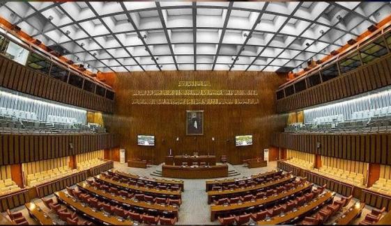 وفاقی سرکاری ملازمین کی تنخواہ میں 15 فیصد اضافہ کیا جائے، سینیٹ بجٹ سفارشات