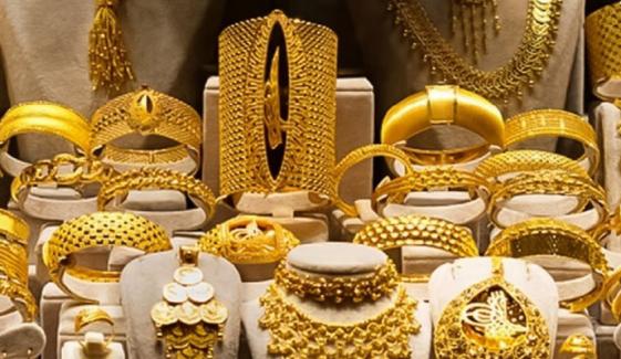 ملک بھر میں سونے کی قیمت میں معمولی کمی